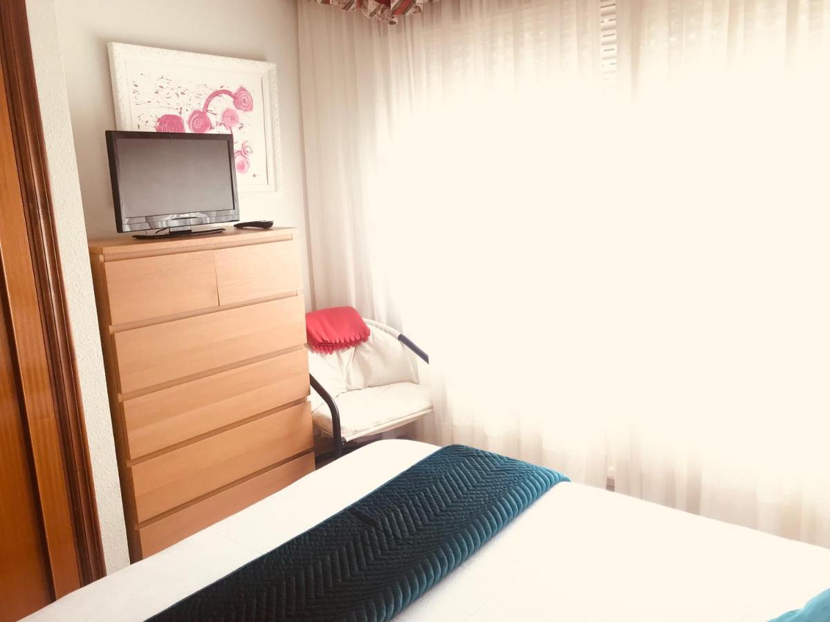 Apartamento Centrico En Monforte De Lemos - No Wifi - Parking Privado Exterior photo